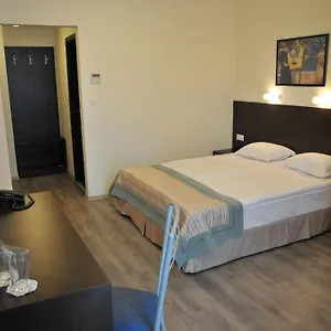 Hotel Free
